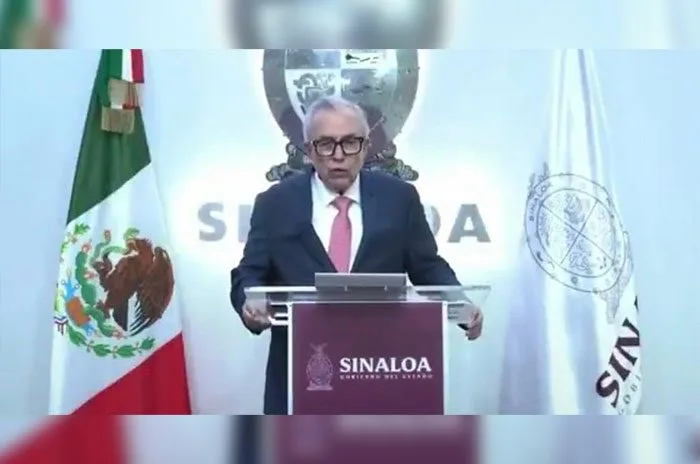 Rubén Rocha solicita licencia temporal como gobernador de Sinaloa