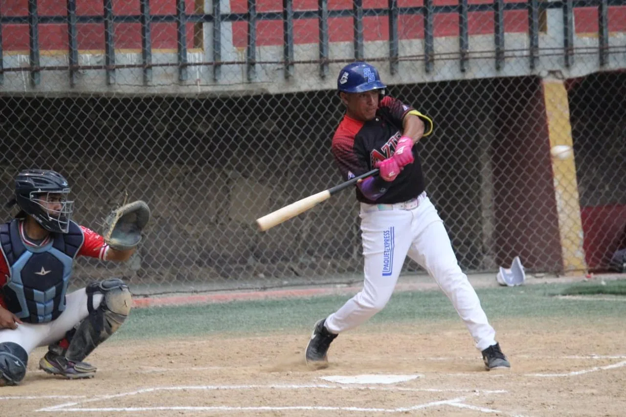 San Diego, La Cañada y Mineros destacan en la cuarta jornada del béisbol intermedia