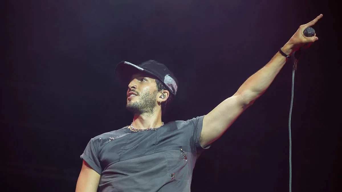 Sebastián Yatra celebró 13 años de carrera con su debut en el Palacio de los Deportes
