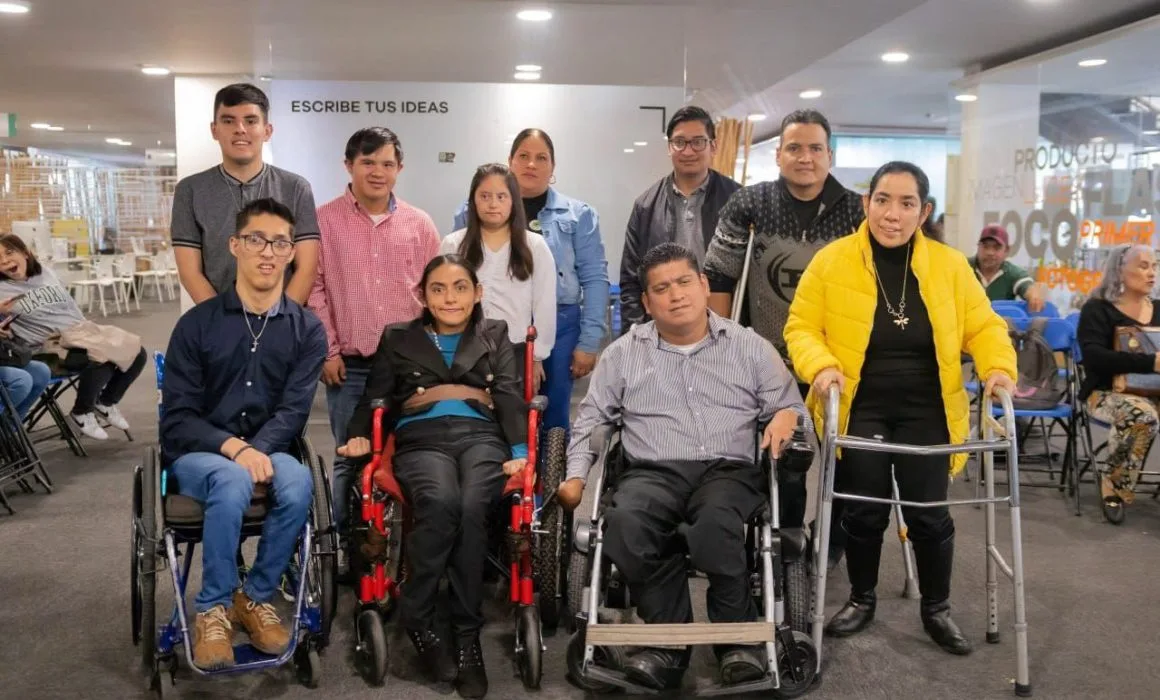 Sedebi entrega 3.300 pesos bimestrales a personas con discapacidad en Michoacán