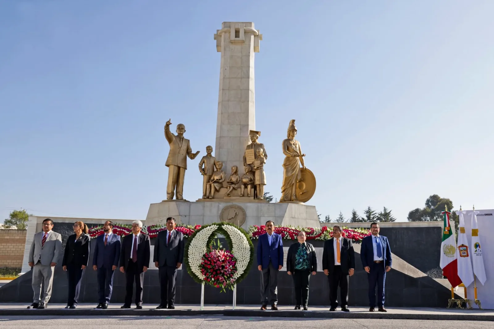 Sindicato de Maestros del Edomex rinde homenaje a docentes en el Día del Maestro