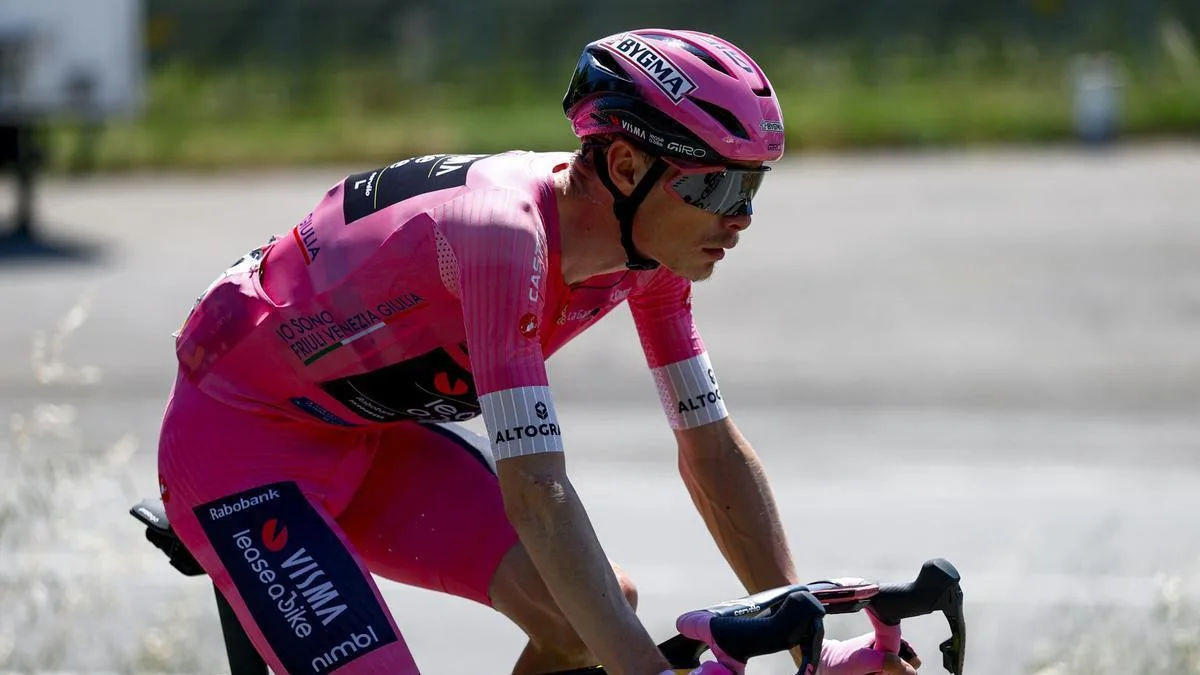 Vingegaard asegura la maglia rosa tras etapa tranquila en Milán y se prepara para los días decisivos