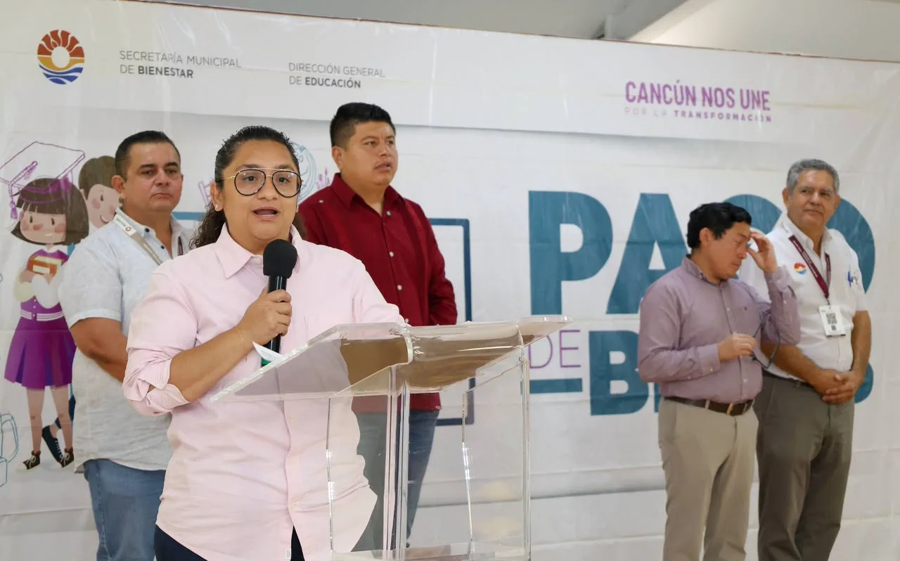 Ayuntamiento de Benito Juárez completa segundo pago de becas para más de 3 mil estudiantes