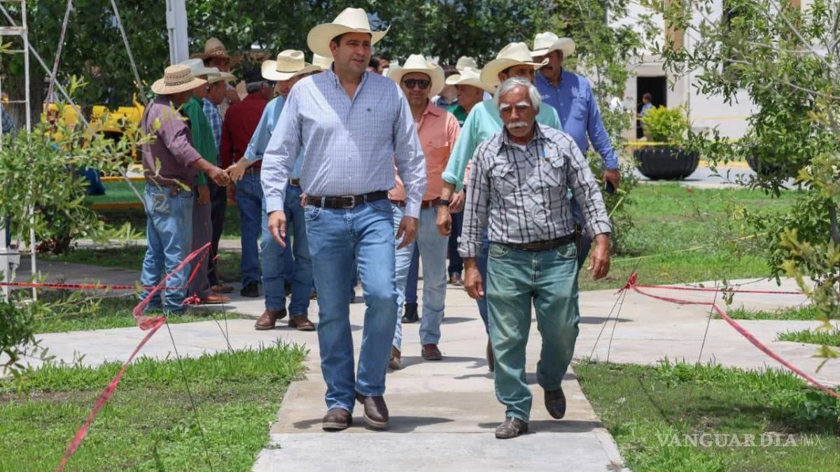 Entregan plaza renovada en San Juan de la Vaquería gracias a participación ciudadana en Saltillo