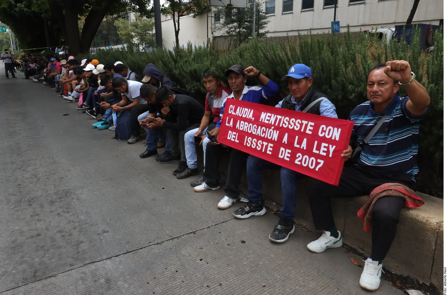 Gobierno federal destina más de 23 mil millones para fortalecer la educación en Oaxaca