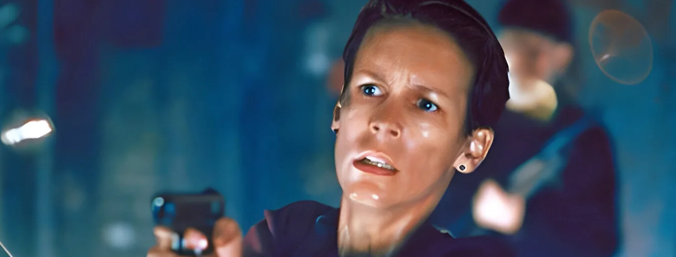 Jamie Lee Curtis critica duramente su película de ciencia ficción “Virus” de 1999