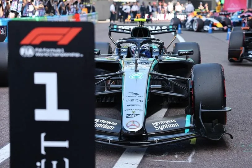 Kimi Antonelli logra la pole en el GP de Mónaco 2026, Checo Pérez partirá casi al final