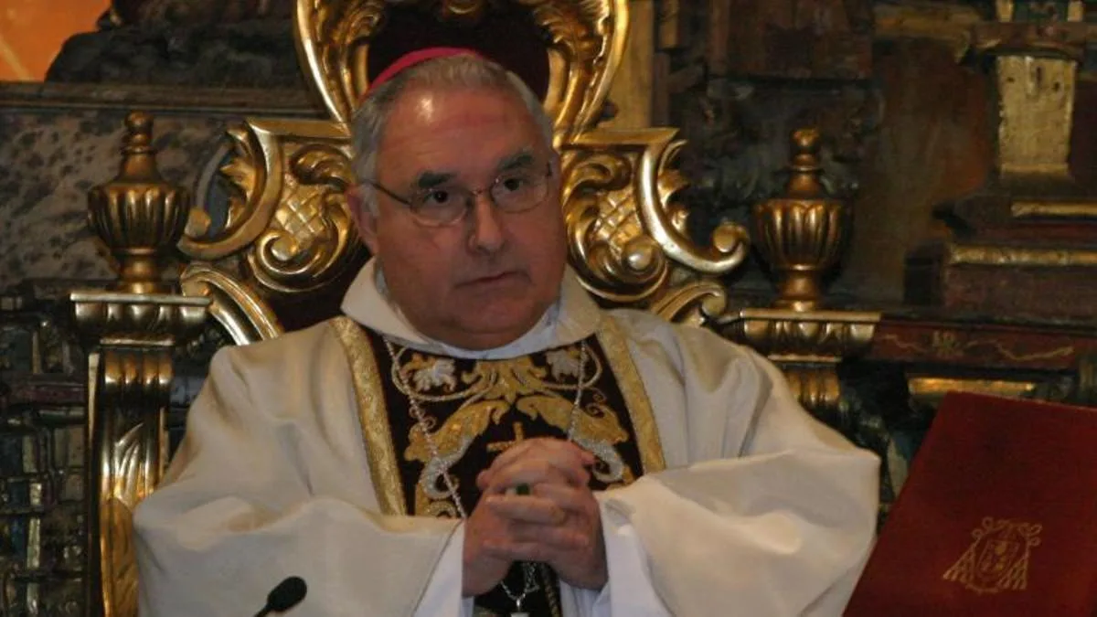 La Catedral de Badajoz prepara el traslado de los restos del arzobispo Santiago García Aracil