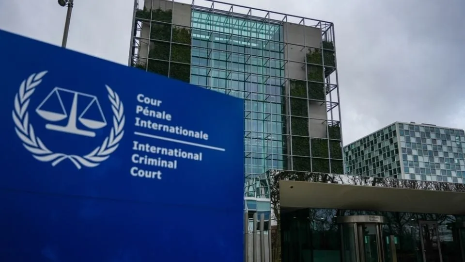 La Corte Penal Internacional suspende temporalmente a su fiscal jefe por acusaciones de conducta sexual