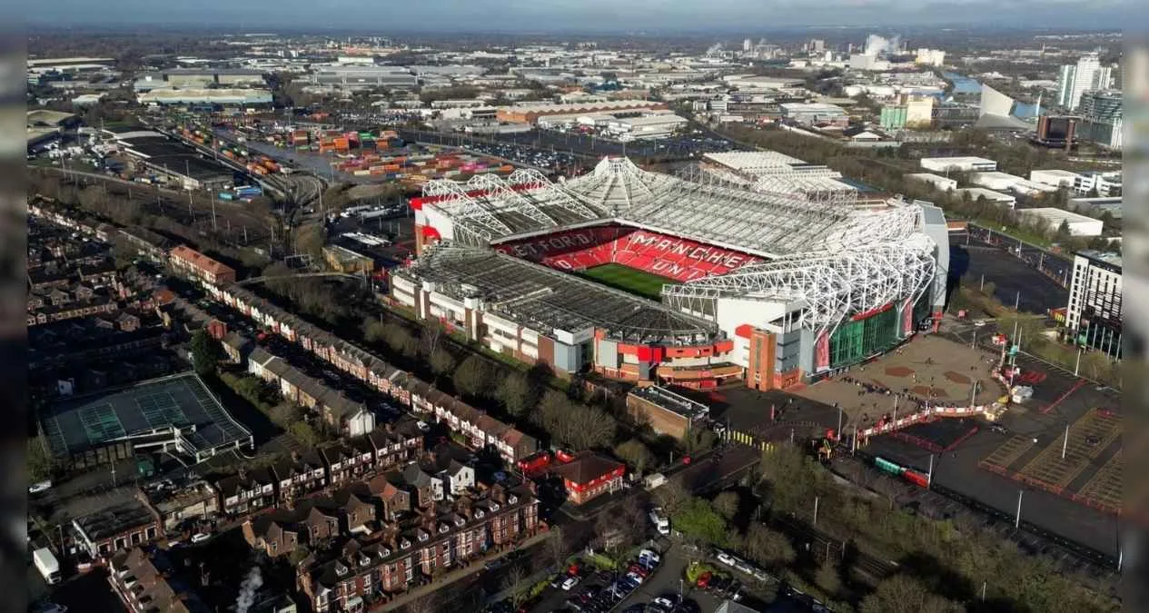 Manchester United asegura terrenos para un estadio moderno cerca de Old Trafford