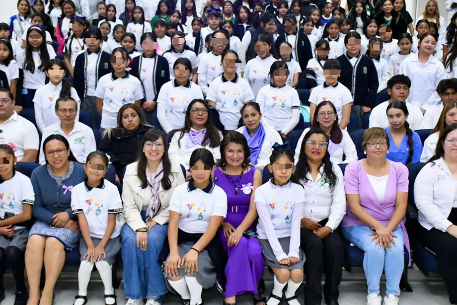 Más de 200 niñas participan en encuentro para impulsar vocaciones en STEM en la UTH