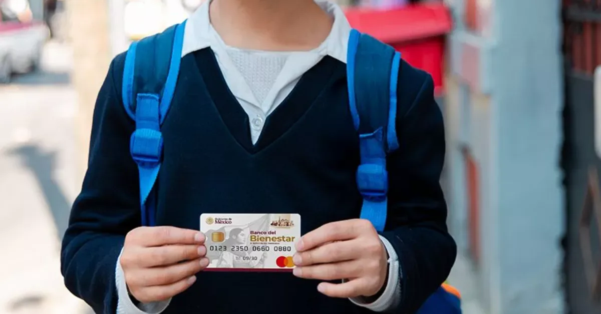 Más de 619 mil estudiantes del Estado de México reciben la Beca Universal Rita Cetina