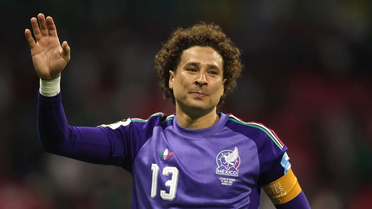 Memo Ochoa emociona al saber que jugaría en el Mundial 2026 frente a Chequia