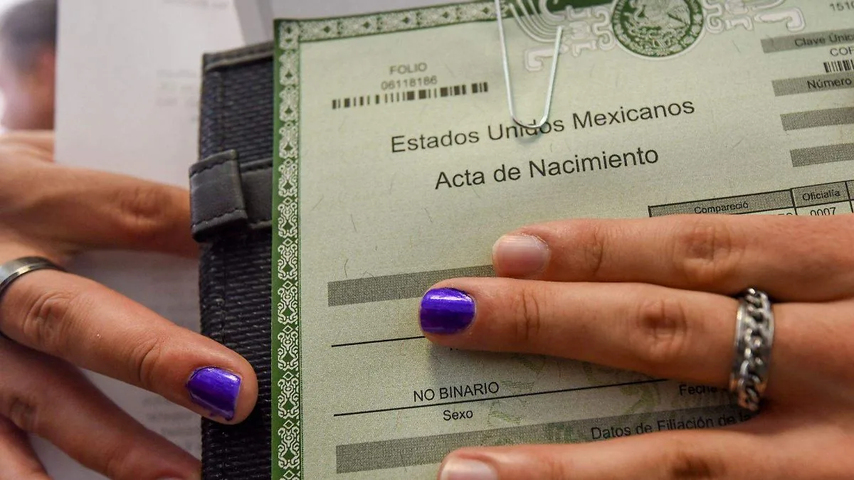Nueva plataforma facilita correcciones digitales del acta de nacimiento en México