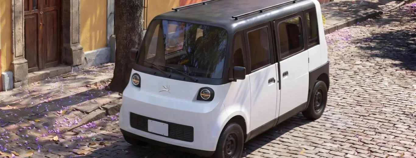Olinia 1, vehículo eléctrico diseñado para resistir las calles irregulares de México