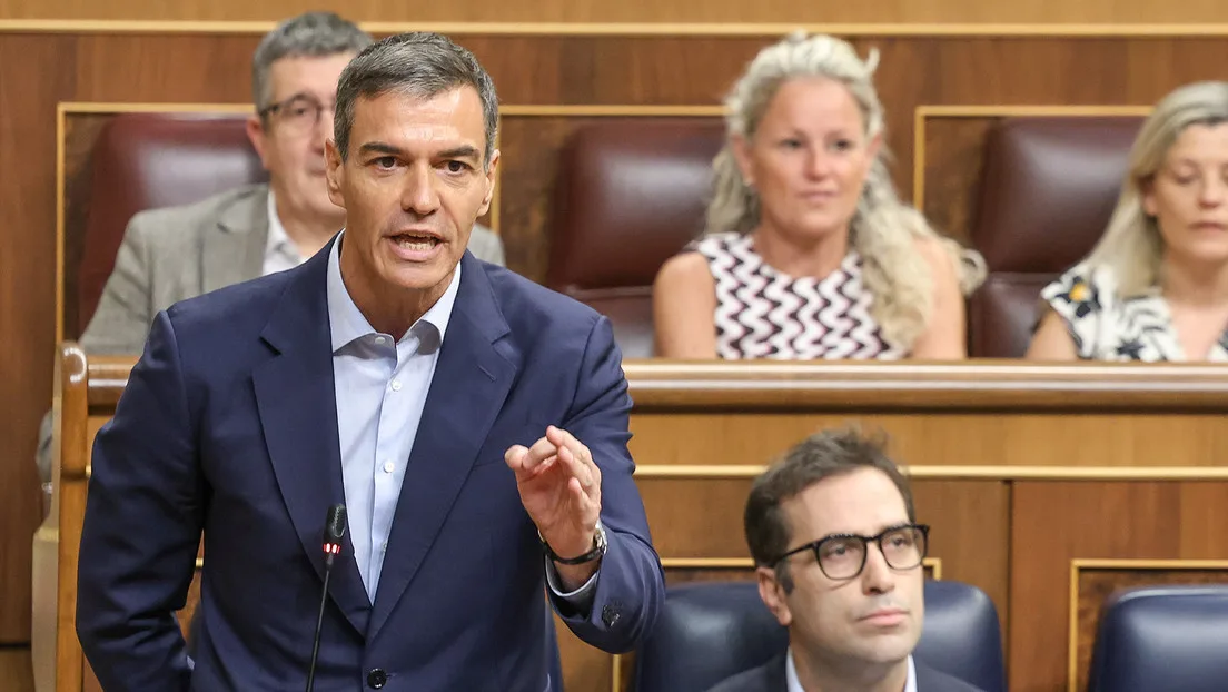 Sánchez y Feijóo protagonizan un intenso choque en el Congreso sin señales de adelanto electoral