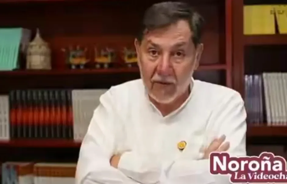 Senador niega parentesco con su fotógrafo y amenaza con demanda a periodista