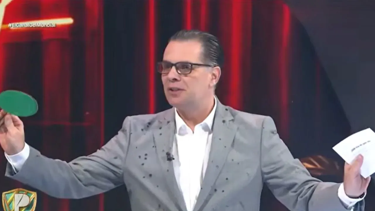 TV Azteca mantiene liderazgo en rating del Mundial 2026 pese a error de Martinoli