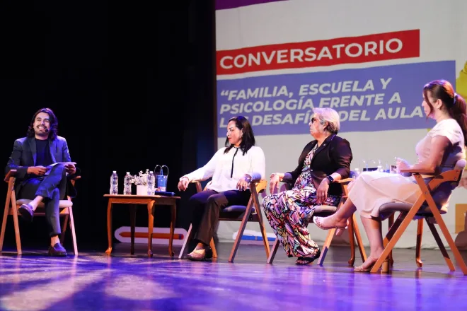 Universidad José Vasconcelos impulsa debate sobre salud mental y educación emocional