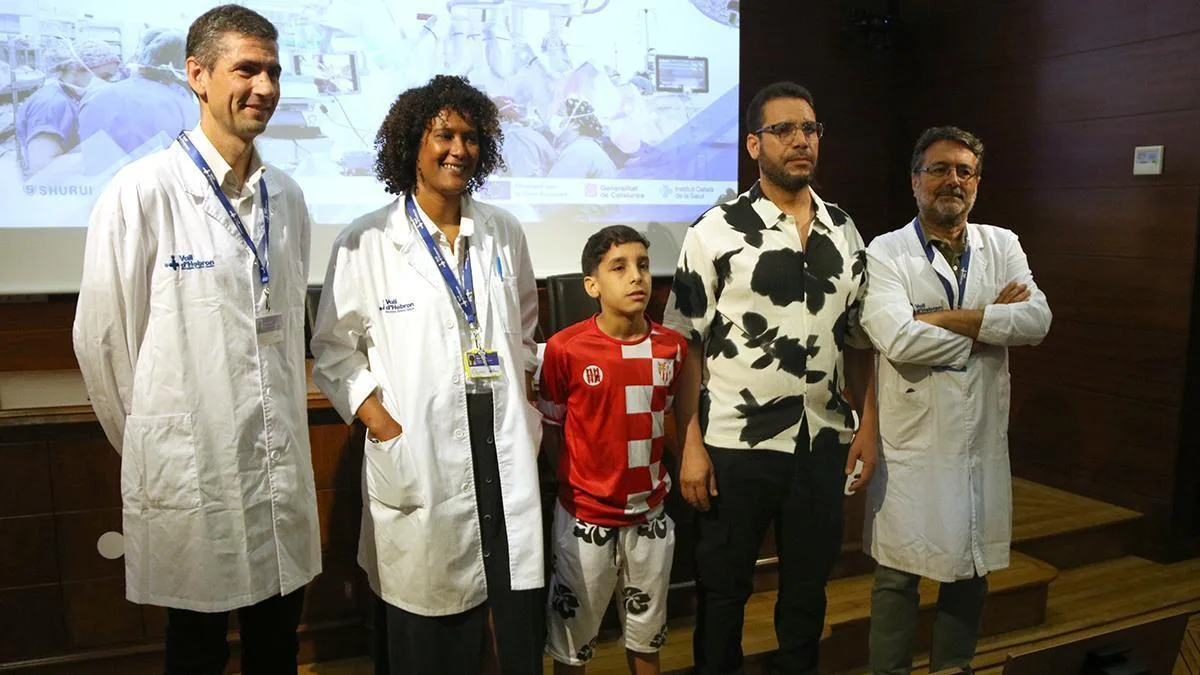 Vall d’Hebron logra en Europa la primera cirugía pediátrica con un robot de una sola incisión