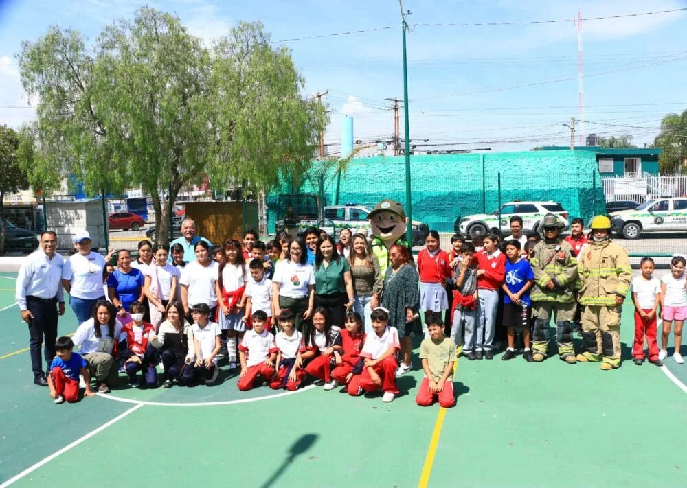 Villa de Pozos llevó atención médica gratuita a familias de Rancho Viejo