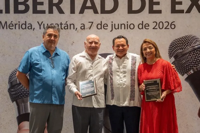 Yucatán reafirma compromiso con la libertad de expresión y reconoce a periodistas destacados