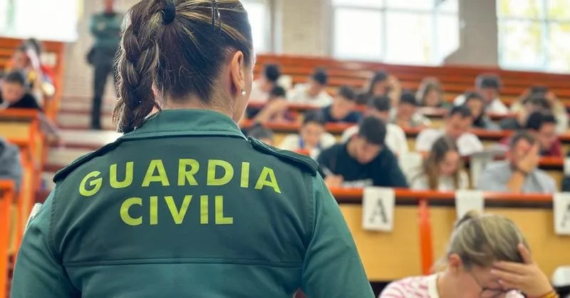 Casi 500 aspirantes de Huelva compiten por plazas en la Guardia Civil este sábado