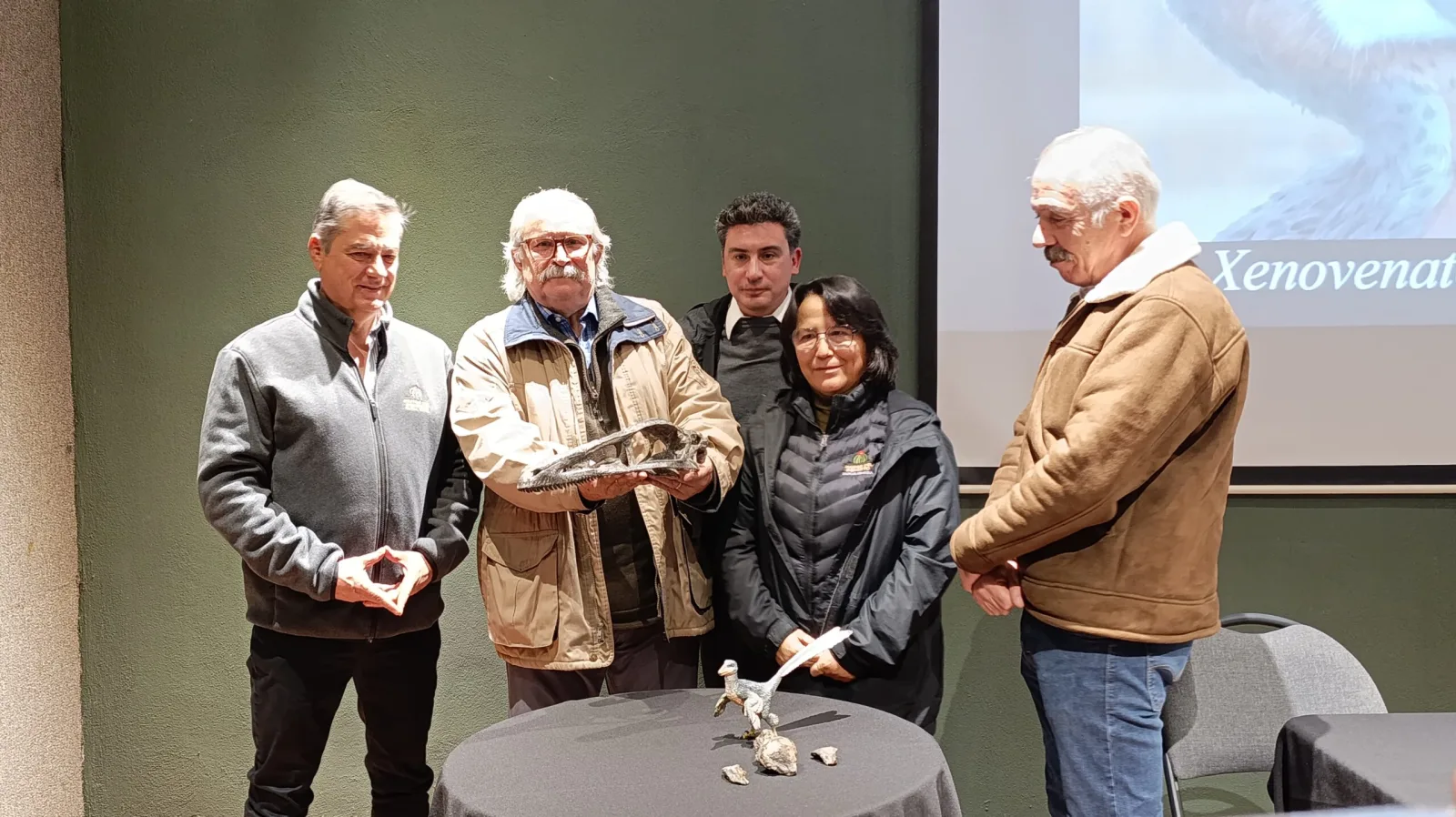 Descubren dinosaurio en Coahuila que honra a la UNAM y a su paleontólogo Luis Espinosa