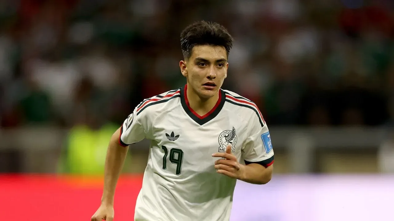 Gilberto Mora rumbo a la Premier League, confirmado para enero de 2027