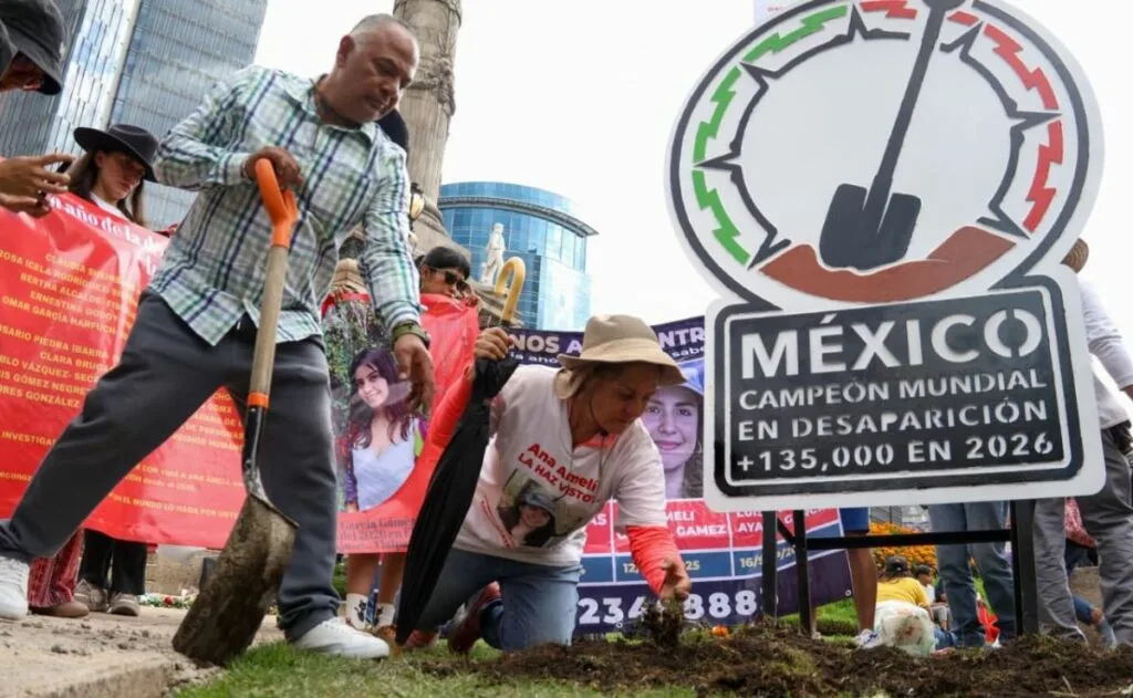 Investigan el retiro de un antimonumento dedicado a personas desaparecidas en CDMX