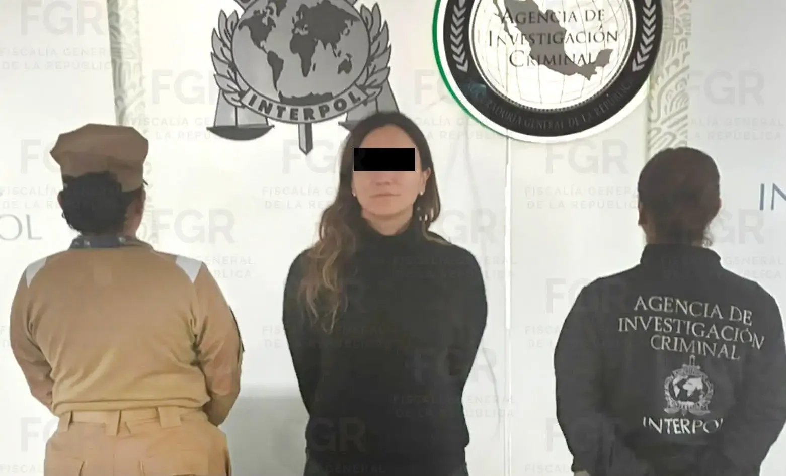 La FGR detiene a Gilda Lozoya por posible operación con recursos ilícitos vinculada a caso Agronitrogenados