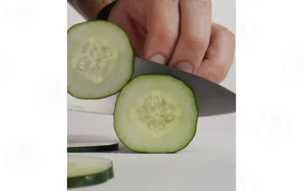 Los beneficios nutricionales y propiedades hidratantes del pepino en la alimentación diaria