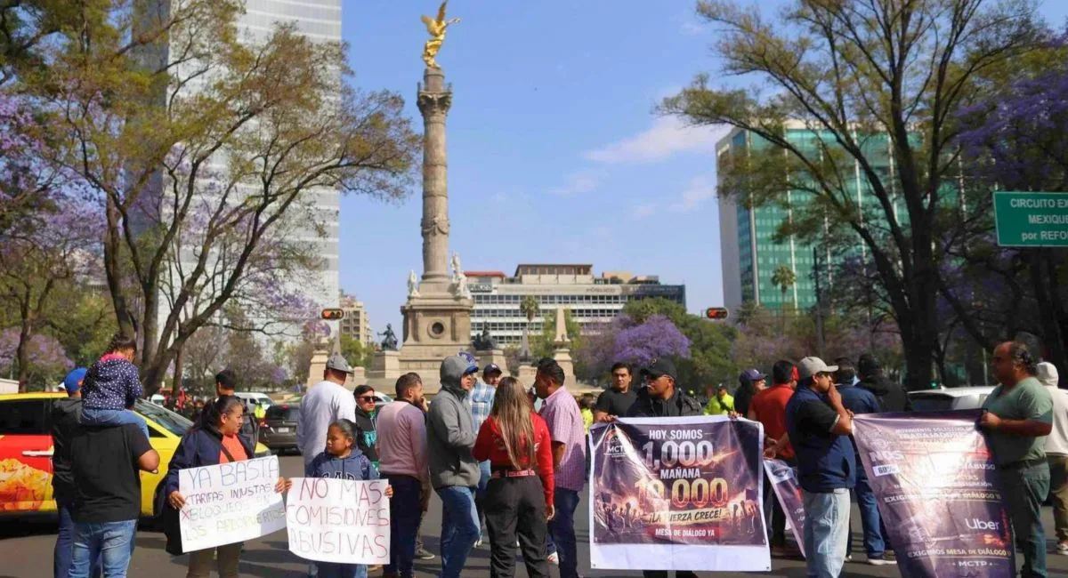 Marchas y bloqueos afectan principales arterias de CDMX este domingo