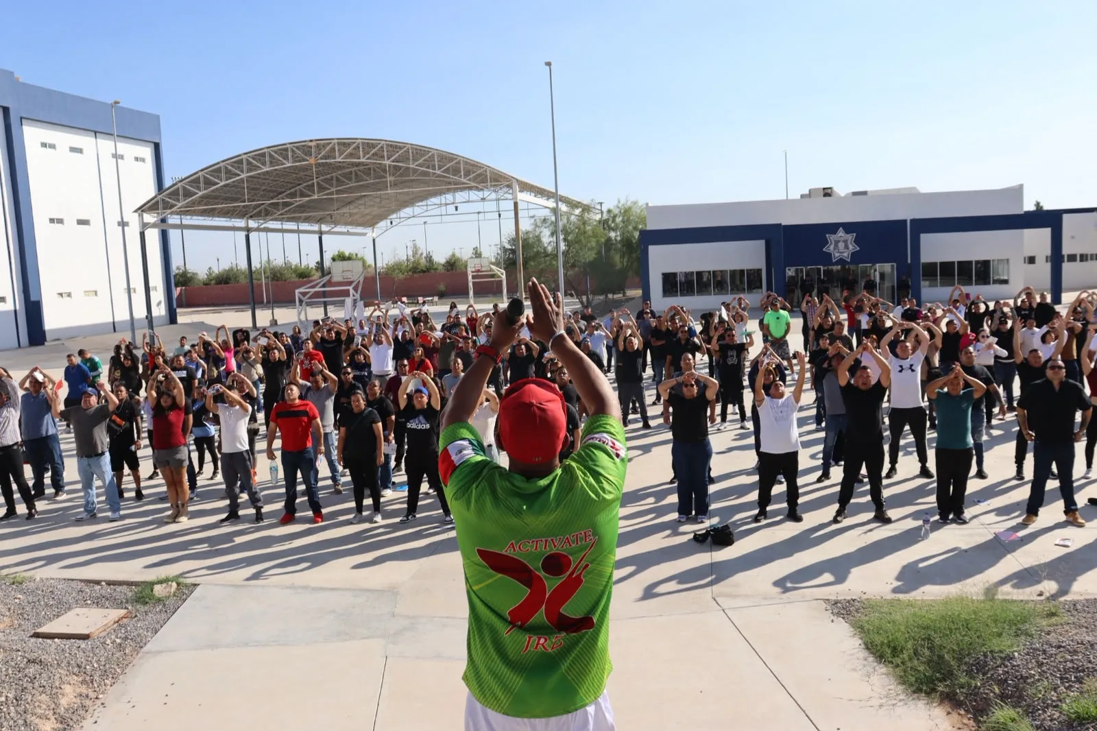 Más de 200 policías y agentes viales participan en programa de bienestar físico y mental