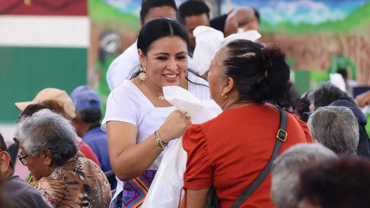 Puerto Morelos refuerza la seguridad alimentaria con entrega de despensas a familias vulnerables