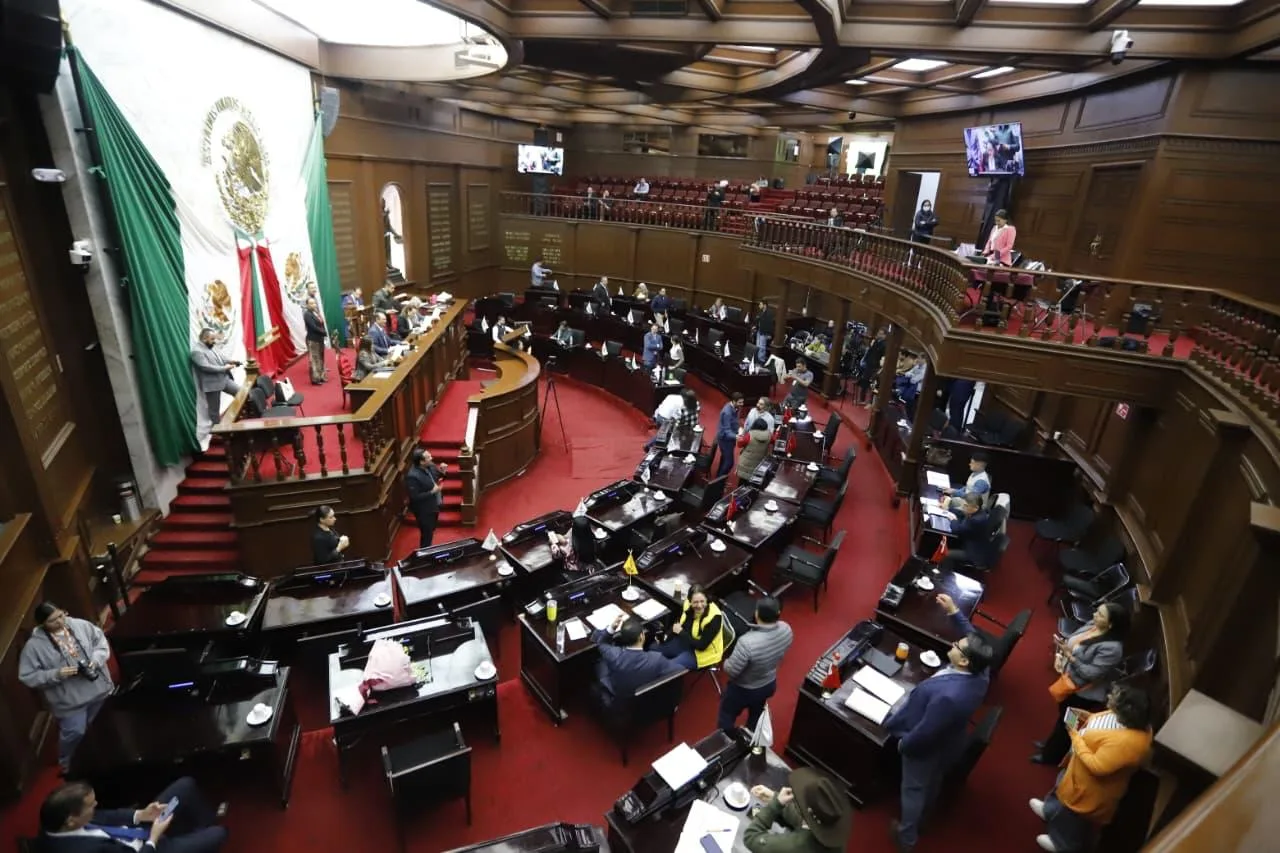 Reconocen por ley el derecho a una alimentación adecuada para niñez y adolescencia en Michoacán