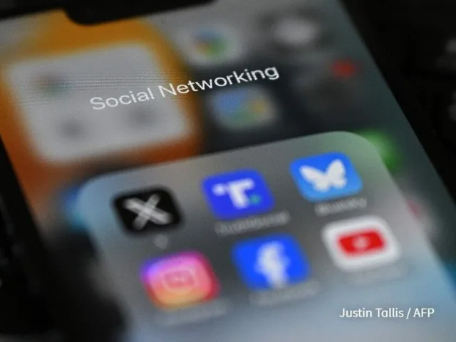 Reino Unido limita el acceso nocturno a redes sociales para adolescentes mayores de 16 años