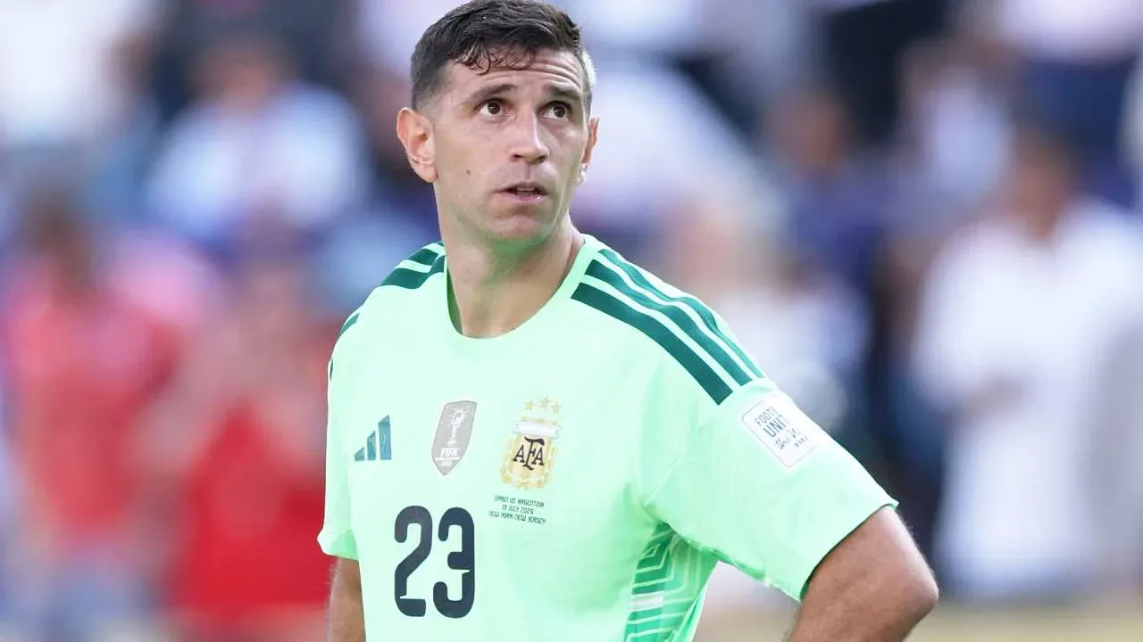 Revelan la intensa arenga de Dibu Martínez en la final del Mundial 2026 con indirectas a Inglaterra