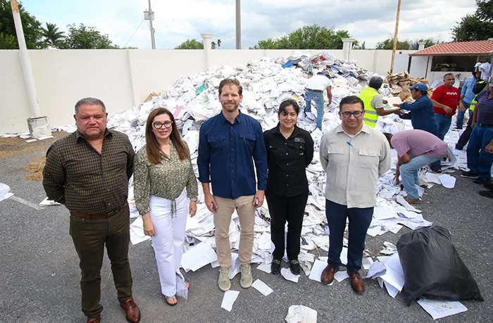 Tamaulipas recicla documentos para mejorar infraestructura educativa pública