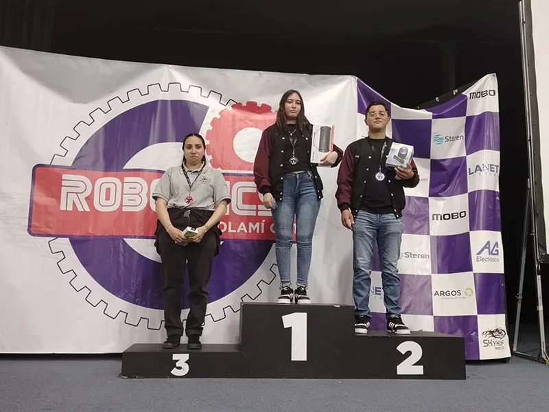Tecnológico de Zamora conquista el primer y segundo lugar en concurso nacional de robótica