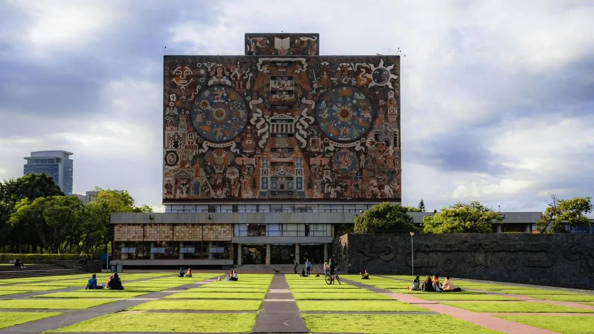 UNAM detiene inscripciones a licenciatura 2026 por irregularidades en examen de admisión