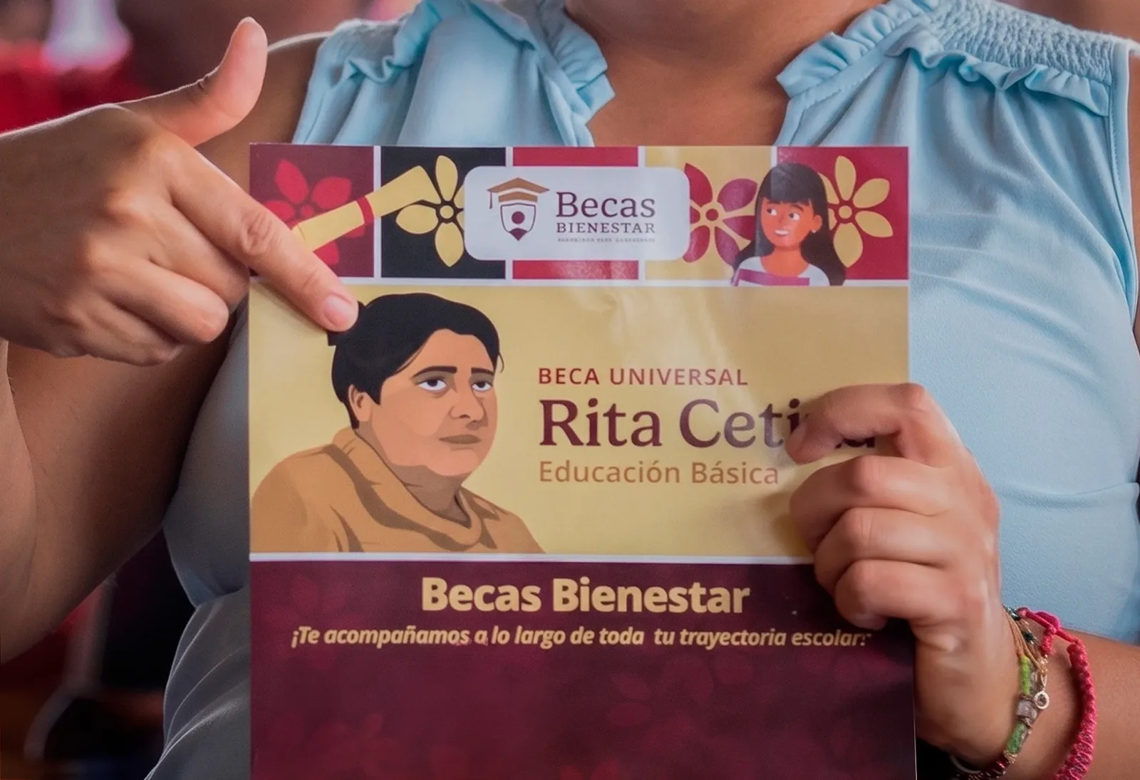 Guía completa de becas gubernamentales para estudiantes de educación básica y media superior