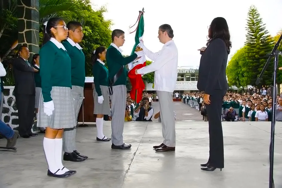SEP establece escoltas escolares rotativas para promover inclusión en CDMX