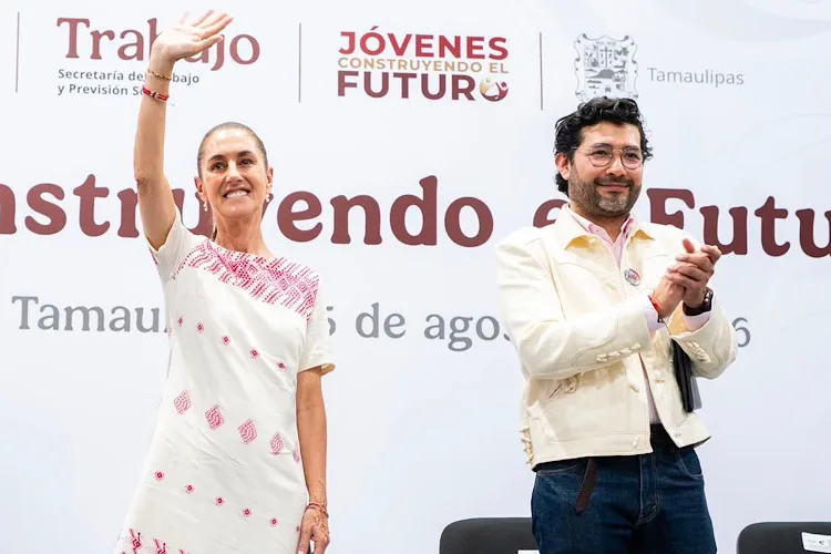 Sheinbaum destaca avance en derechos sociales y compromiso con educación, salud y vivienda