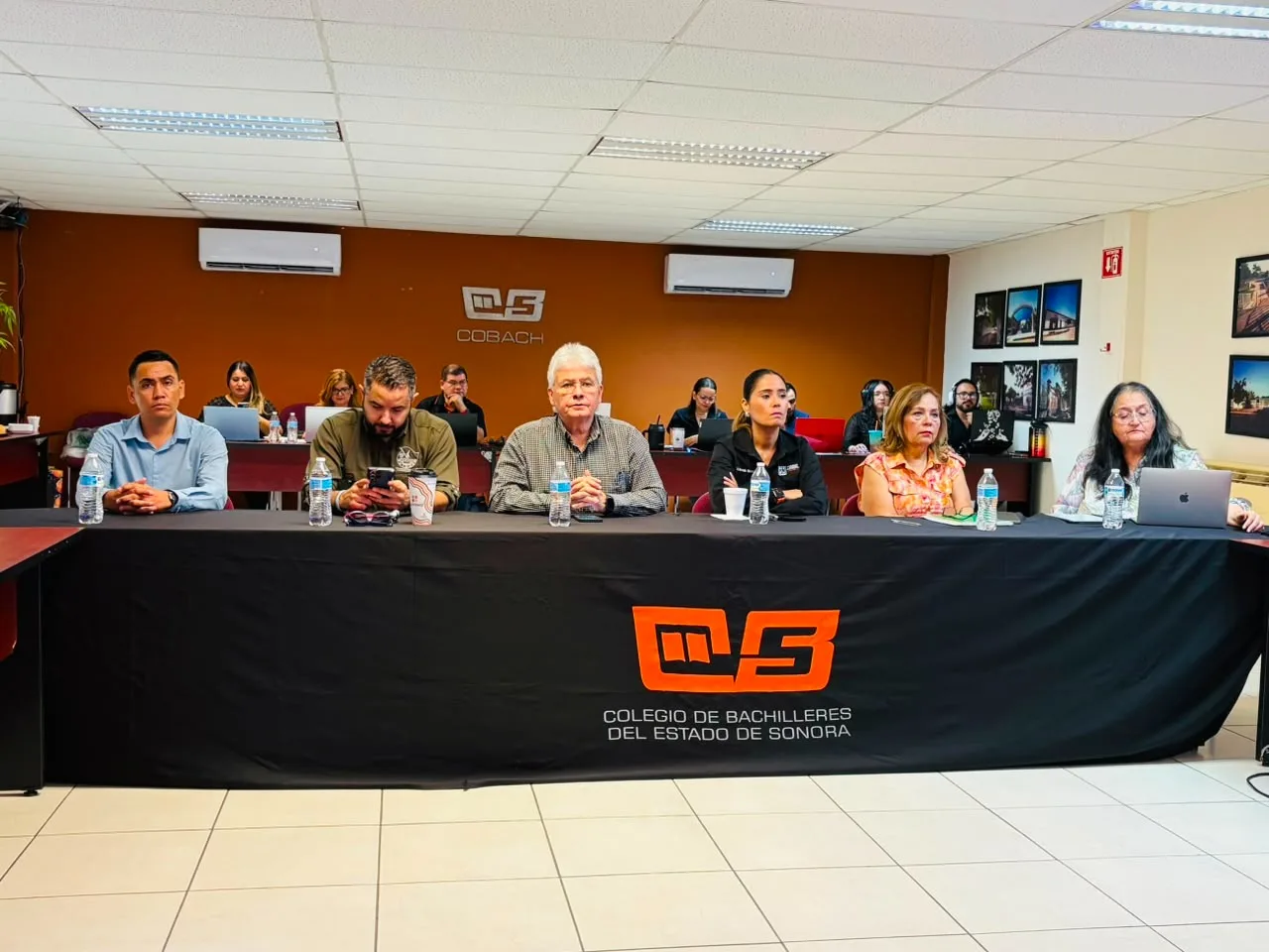 Sonora asigna plazas docentes temporales en Cobach para ciclo 2026-2027